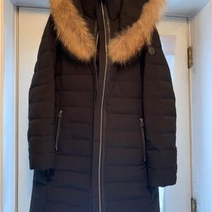 ATELIER NOIR Black Puffer Jacket with REAL Fur Trim